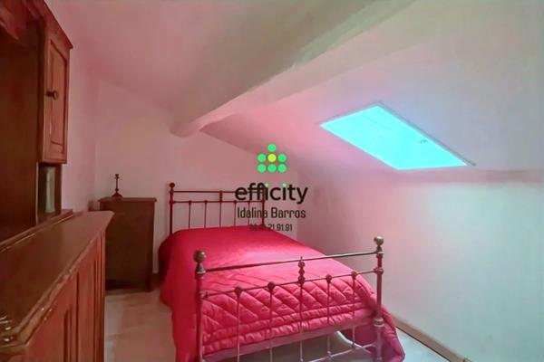 Maison
         4 pièces
        - 92 m²