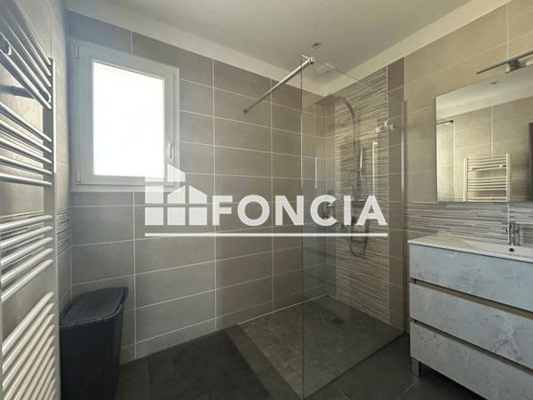 Location Maison 5 pièces 125.7 m² - 1 RUE JEANNE D'ALBRET Oloron Ste Marie 64400