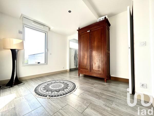 Maison 6 pièces de 108 m² à Cournonterral (34660)