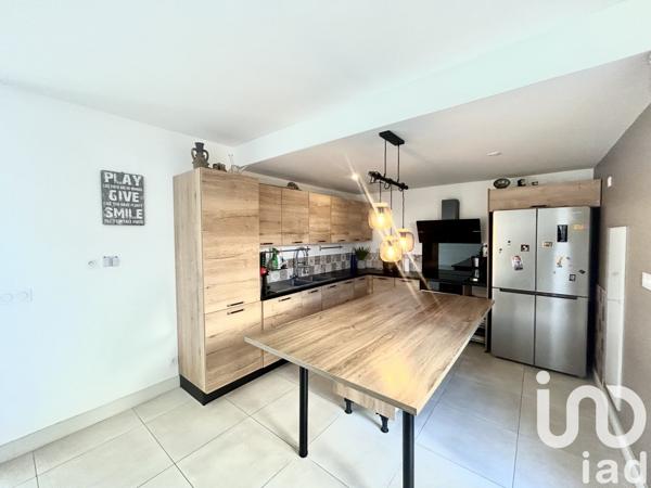 Maison 6 pièces de 108 m² à Cournonterral (34660)