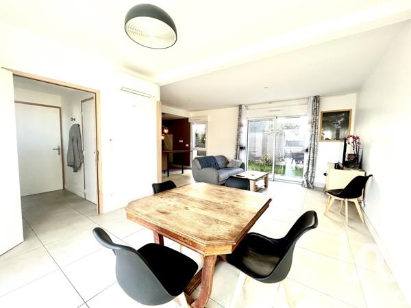 Maison 6 pièces de 108 m² à Cournonterral (34660)