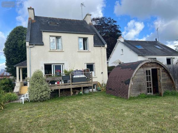 Maison à vendre à Guingamp dans les Côtes-d'Armor (22200), ref : 22064-1126
