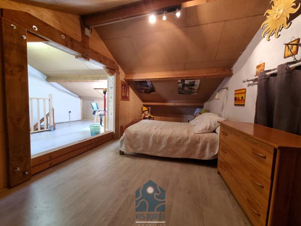 Maison 4 pièces 100m2 avec dépendance, cours et jardin à Arlanc.