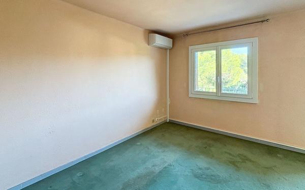 Appartement à vendre    4 pièces • 64,28 m2 Saint-Raphaël