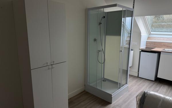 Appartement à louer    1 pièce •  Saint-Cyr-sur-Loire