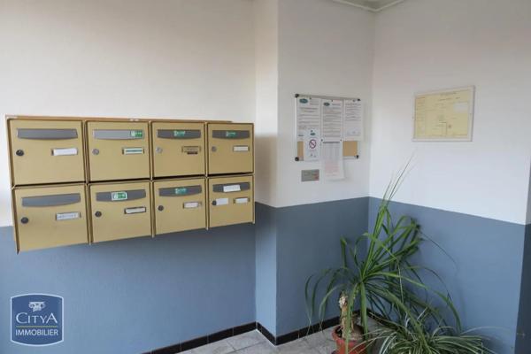 Appartement à louer 1 pièce 27.92m² Frontignan (34110)