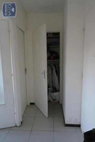 Appartement à louer 1 pièce 27.92m² Frontignan (34110)