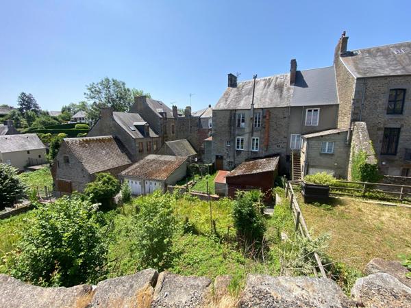 Maison de ville, 140 m², 4 chambres, centre ville Tinchebray