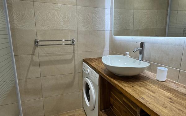 Appartement à vendre    1 pièce • 21,97 m2 Sainte-Anne