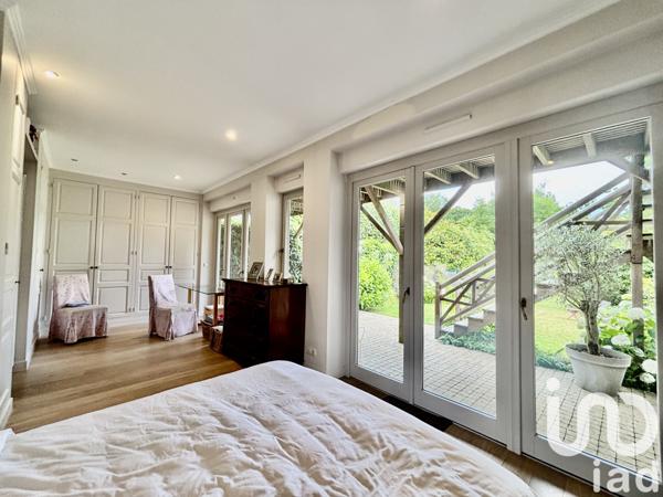 Maison à vendre 6 pièces 146 m² Louveciennes