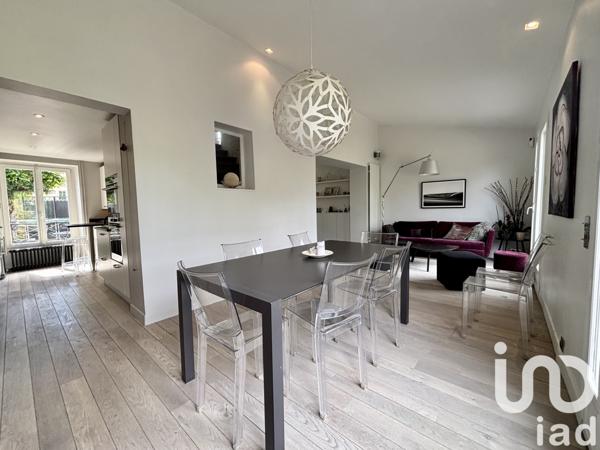 Maison à vendre 6 pièces 146 m² Louveciennes