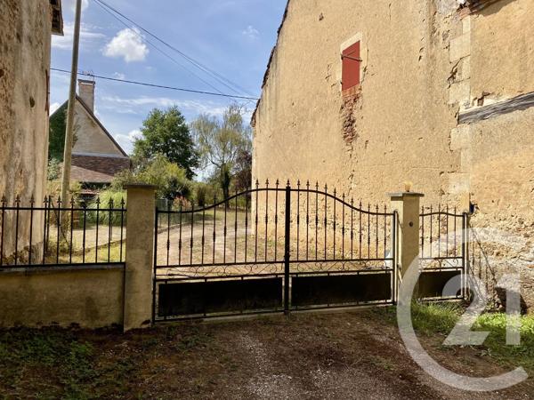 Maison à vendre  6 pièces - 128 m 2   ST AMAND EN PUISAYE  - 58
