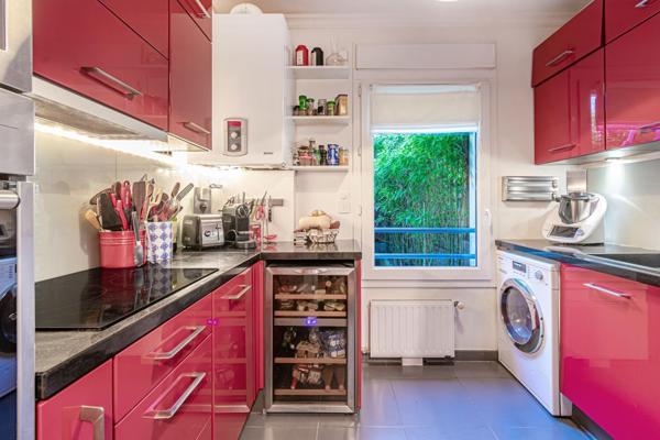 Appartement avec jardin/terrasse, parking, cave