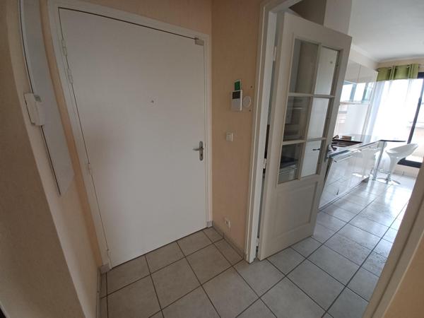 Grand type 3 avec terrasses et cuisine équipée 10 Place de la République ARPAJON SUR CERE Détails des diagnostics énergétiques