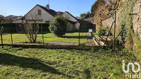 Appartement 2 pièces de 46 m² à Maurs (15600)