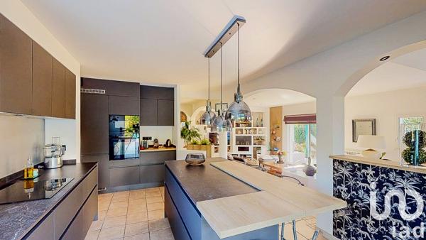 Maison à vendre 7 pièces 185 m² Bassussarry