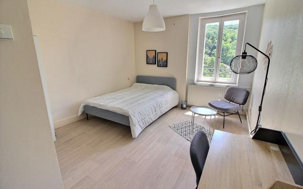 Appartement à louer    1 pièce •  Le Creusot