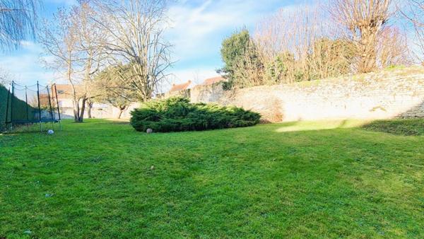 Immeuble De Rapport  A VENDRE   384.2 m2