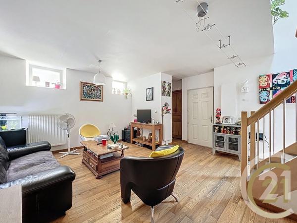 Appartement F4 à vendre  5 pièces - 100,50 m 2   MONTBELIARD  - 25