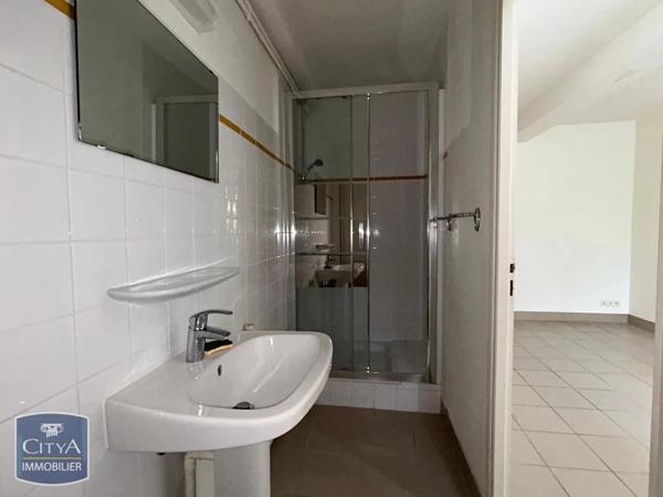 Appartement à louer 2 pièces 50.96m² Metz (57070)