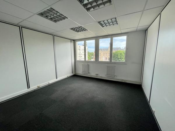 Bureaux à louer à ELBEUF 76500