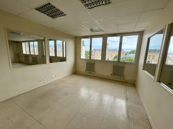 Bureaux à louer à ELBEUF 76500