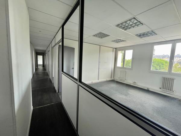 Bureaux à louer à ELBEUF 76500