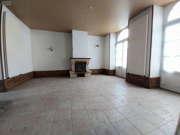 Maison à restaurer à vendre à Ernée en Mayenne (53500), ref : 35131-46