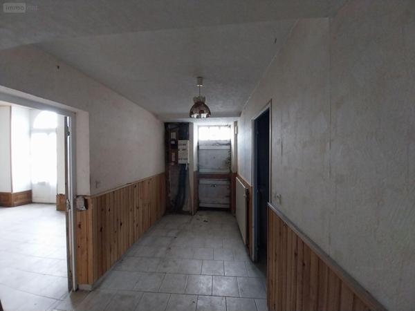 Maison à restaurer à vendre à Ernée en Mayenne (53500), ref : 35131-46