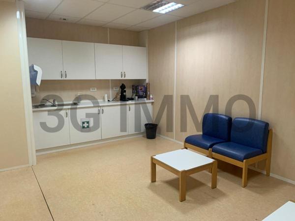 Location / Local Commercial