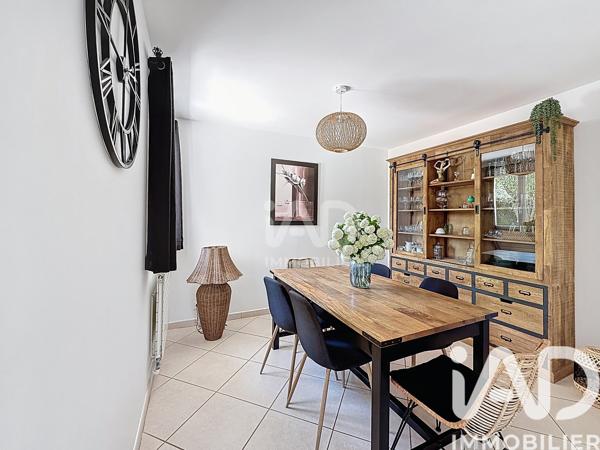Maison à vendre 9 pièces 225 m² Pontault-Combault