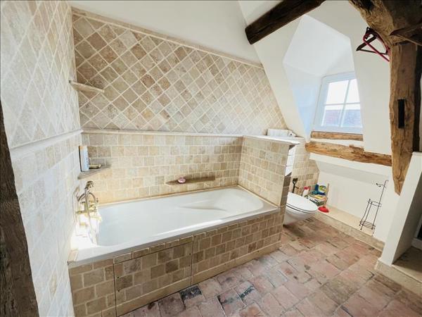 Maison à vendre |  Betz-le-Château |  5 pièces | 209 m²