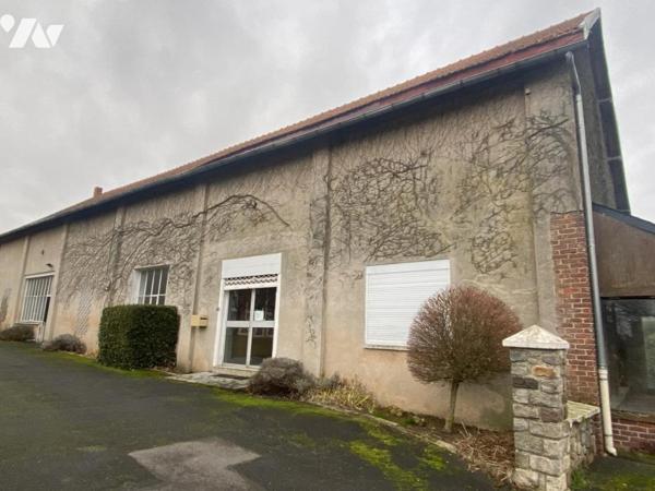 GRANGE AVEC TERRRAIN