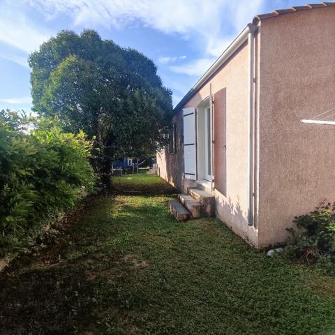 Maison plain-pied quartier calme et proche commodités