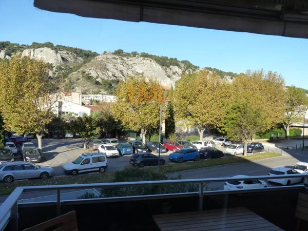 Bel Appartement T3 Vue Degagée Colline ST Jacques