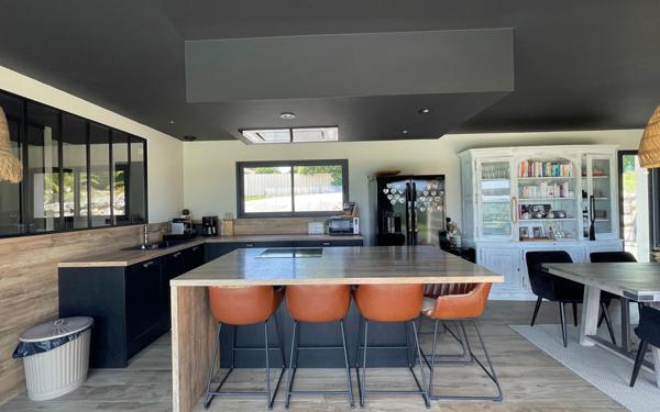 Maison à vendre    6 pièces • 151 m2 Saint-Sever