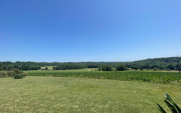 Maison à vendre    6 pièces • 151 m2 Saint-Sever