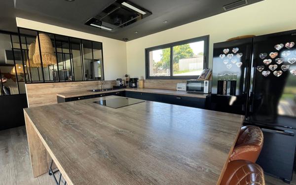 Maison à vendre    6 pièces • 151 m2 Saint-Sever