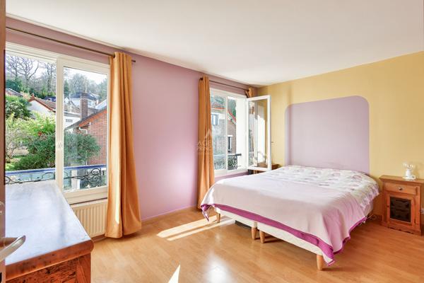SEVRES RIVE GAUCHE - MAISON FAMILIALE 850 000 € **  - Référence  614-S