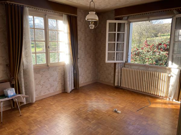 Migné-Auxances (86440) GRANDE MAISON FAMILIALE A RENOVER 180 m2 + 180 m2 Sous-Sol MIGNE-AUXANCES / POITIERS NORD OUEST