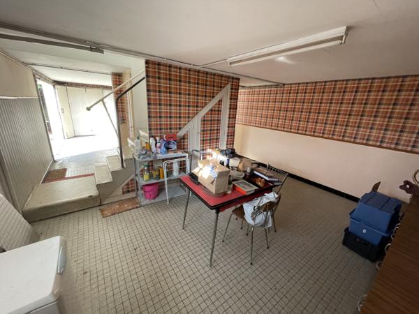 Migné-Auxances (86440) GRANDE MAISON FAMILIALE A RENOVER 180 m2 + 180 m2 Sous-Sol MIGNE-AUXANCES / POITIERS NORD OUEST