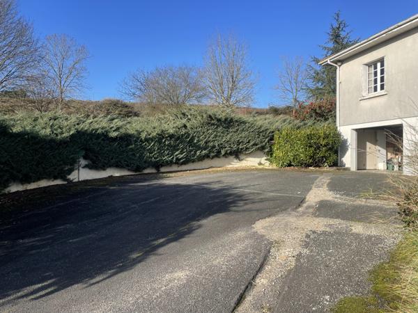 Migné-Auxances (86440) GRANDE MAISON FAMILIALE A RENOVER 180 m2 + 180 m2 Sous-Sol MIGNE-AUXANCES / POITIERS NORD OUEST