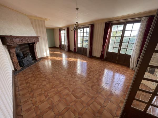 Migné-Auxances (86440) GRANDE MAISON FAMILIALE A RENOVER 180 m2 + 180 m2 Sous-Sol MIGNE-AUXANCES / POITIERS NORD OUEST