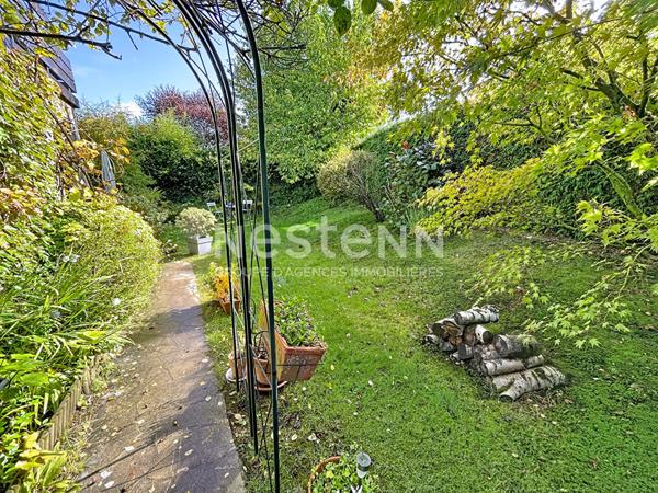 A vendre Maison de 6 pièces de 126 m2 à Plaisir - Quartier de la Bretechelle