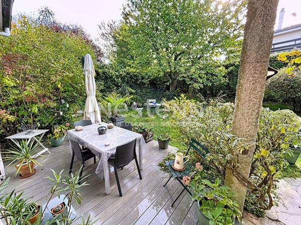 A vendre Maison de 6 pièces de 126 m2 à Plaisir - Quartier de la Bretechelle