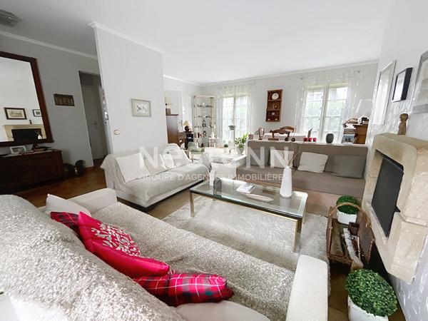 A vendre Maison de 6 pièces de 126 m2 à Plaisir - Quartier de la Bretechelle