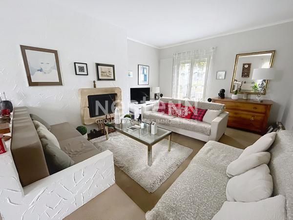 A vendre Maison de 6 pièces de 126 m2 à Plaisir - Quartier de la Bretechelle