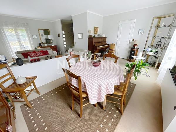 A vendre Maison de 6 pièces de 126 m2 à Plaisir - Quartier de la Bretechelle