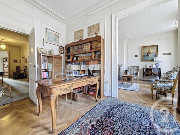 Appartement T7 à vendre  7 pièces - 201,26 m2 CLERMONT FERRAND - 63