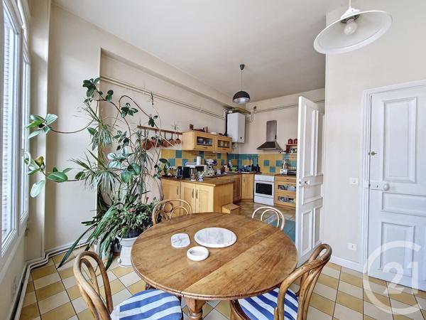 Appartement T7 à vendre  7 pièces - 201,26 m2 CLERMONT FERRAND - 63